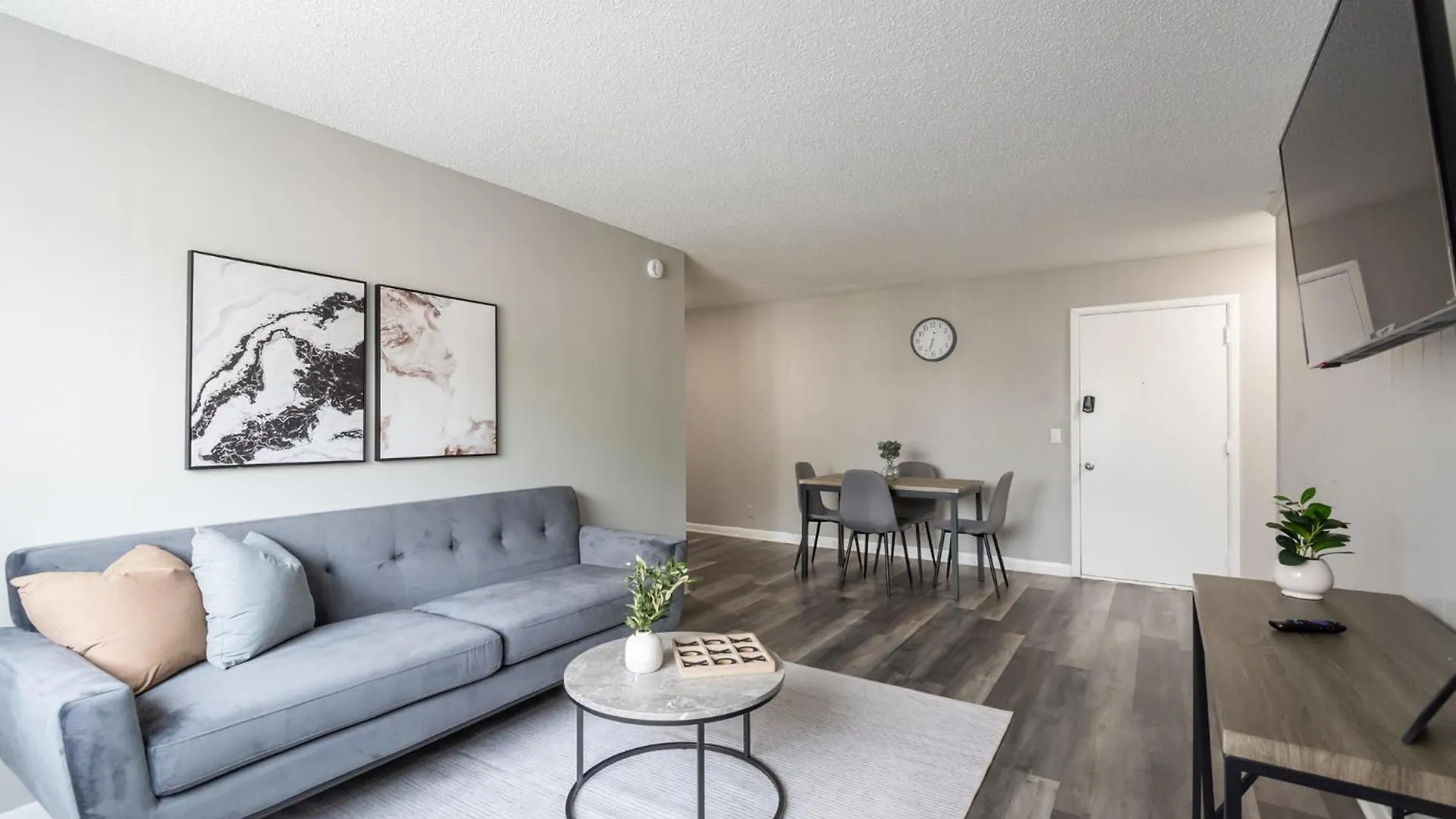 Avery Apartments D4 I Spacious 2 Bed 1 Bath Nashville